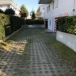 Auriga Appartement *