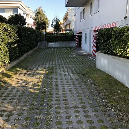 Auriga Appartement *